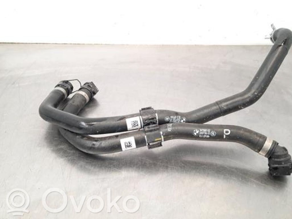 BMW i4 Conductă/furtun lichid de răcire motor 