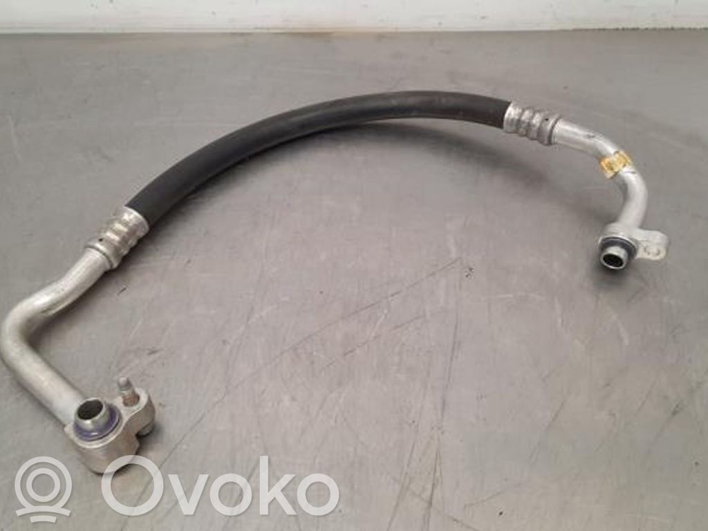 Opel Astra K Ilmastointilaitteen putki (A/C) 