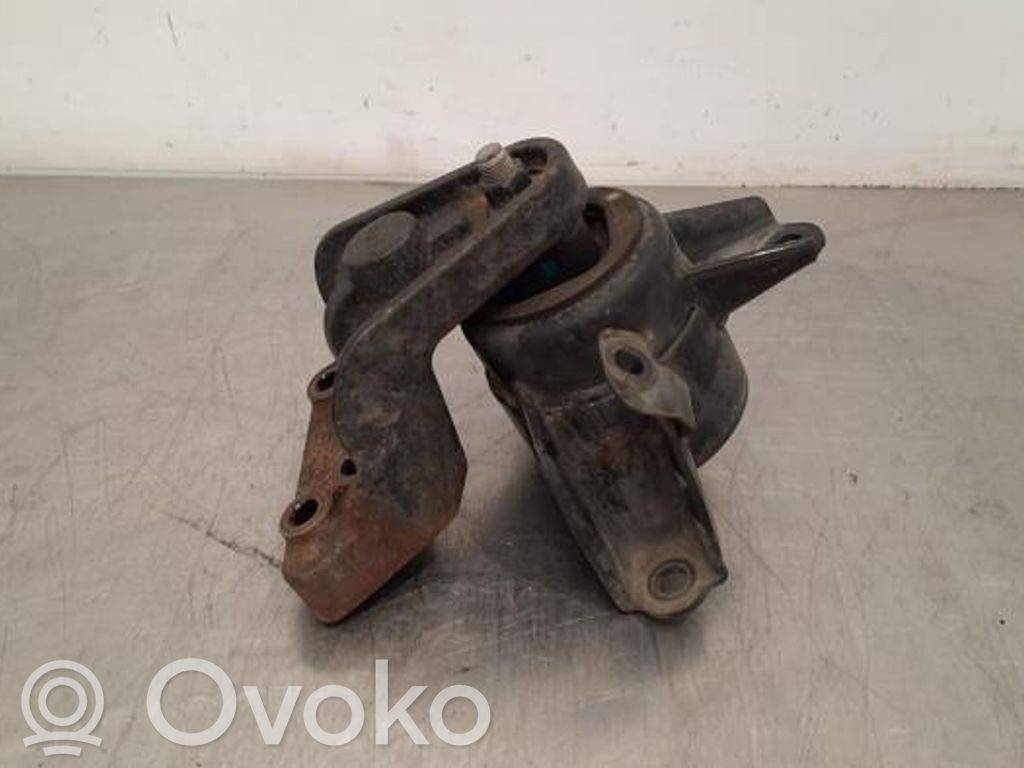 KIA Picanto Engine mount bracket 