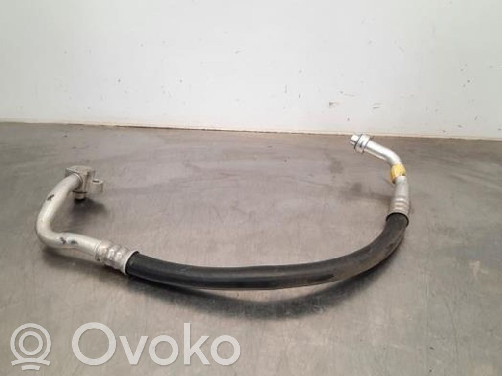 Opel Astra K Ilmastointilaitteen putki (A/C) 
