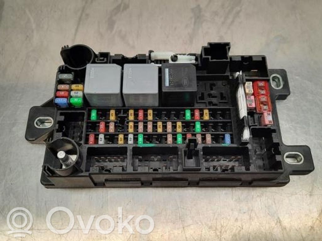 Jaguar E-Pace Fuse box set 