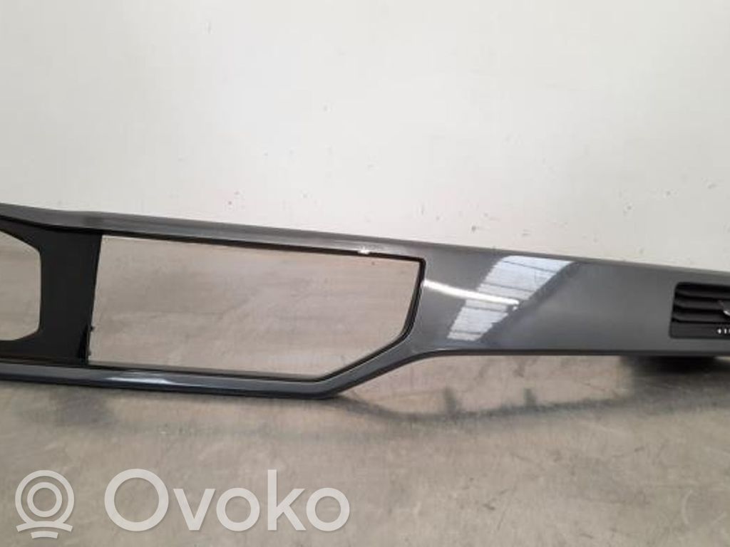 Volkswagen Polo VI Ramă ornament torpedou bord 