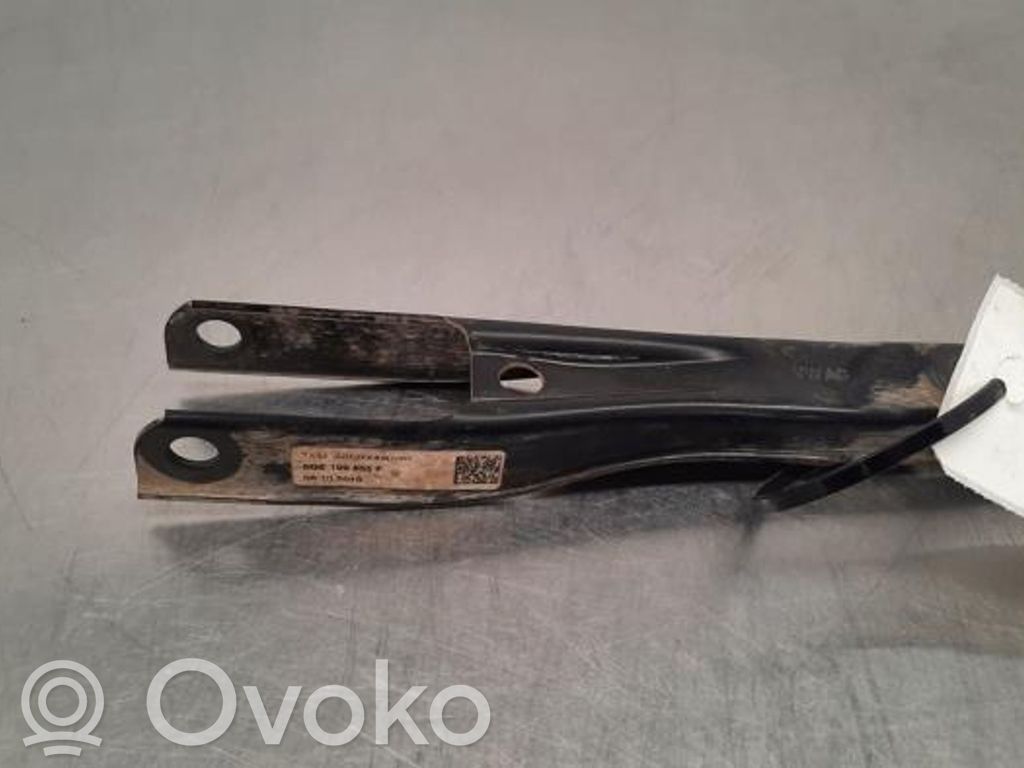 Volkswagen Golf VII Engine mount bracket 