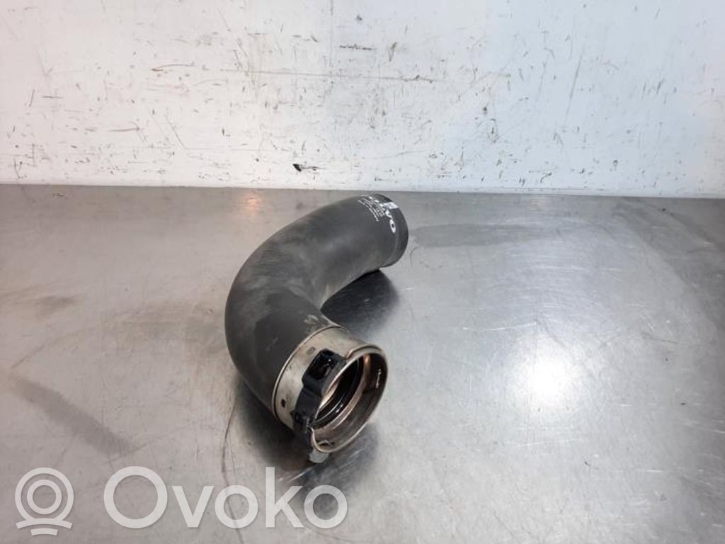 Volvo XC60 Wąż / Rura intercoolera 