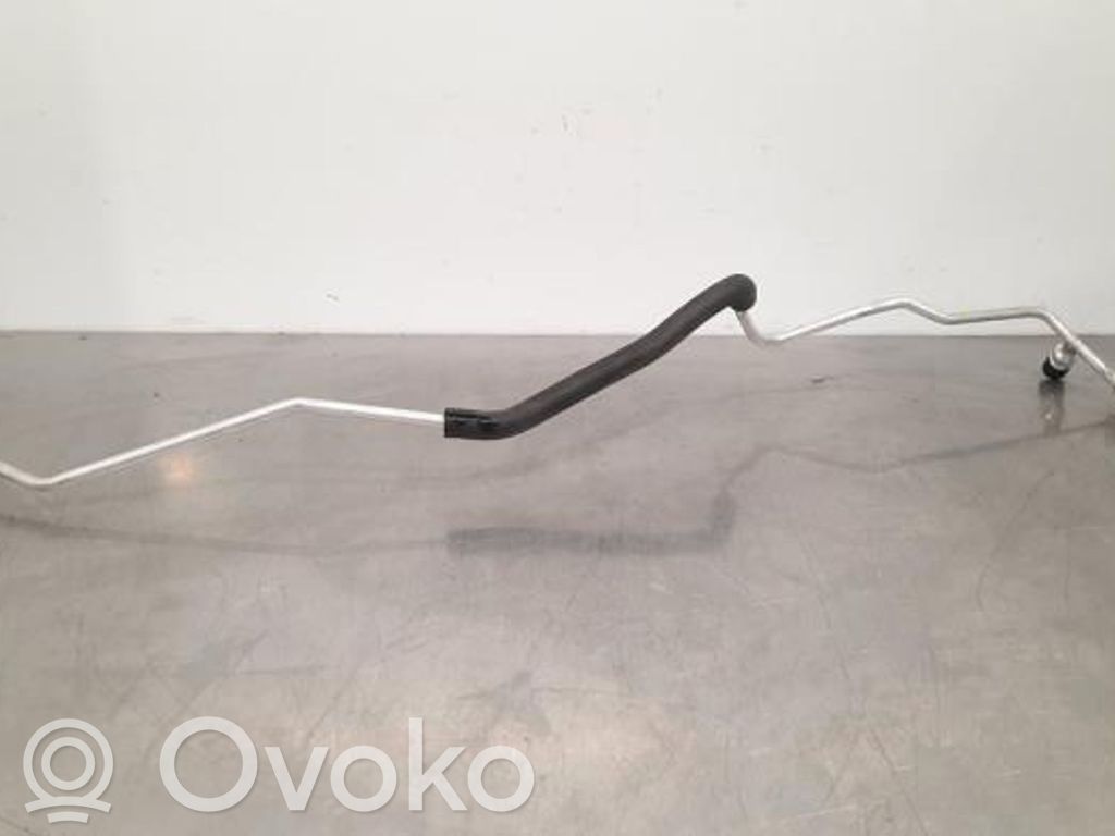 Mazda MX-5 ND Ilmastointilaitteen putki (A/C) 