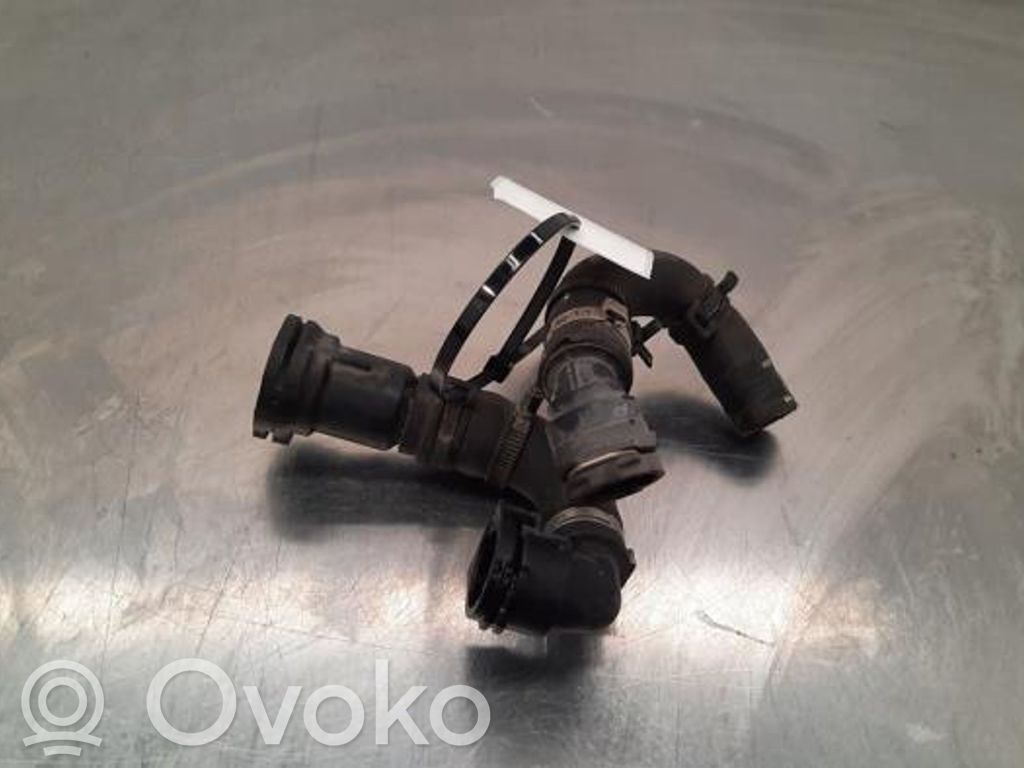 Land Rover Defender Tubo flessibile del liquido di raffreddamento del motore