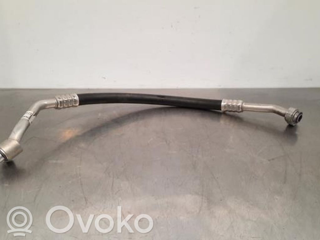Ilmastointilaitteen putki (A/C)   A1778305701,A1778305701