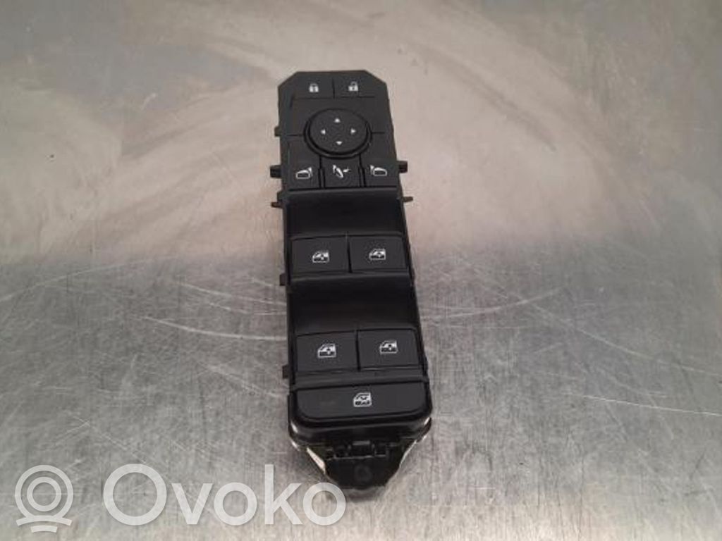 Nissan Qashqai J12 Comutator comandă geamuri electrice