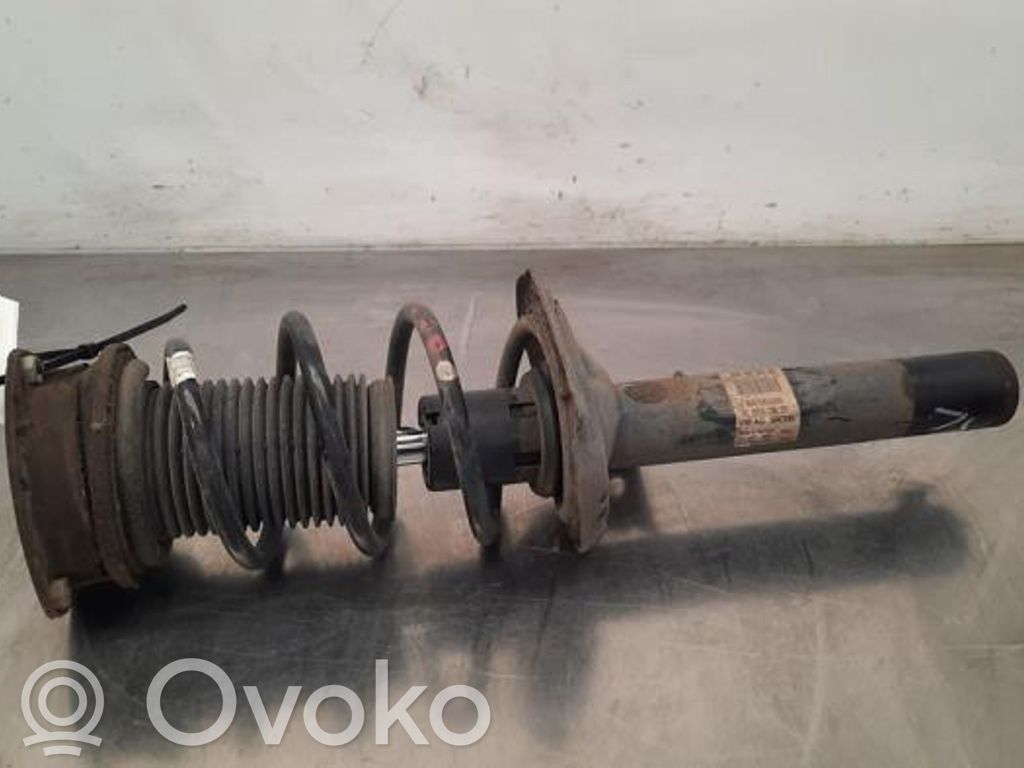 Amortiguador delantero   5Q0413023DB,5Q0413023DB