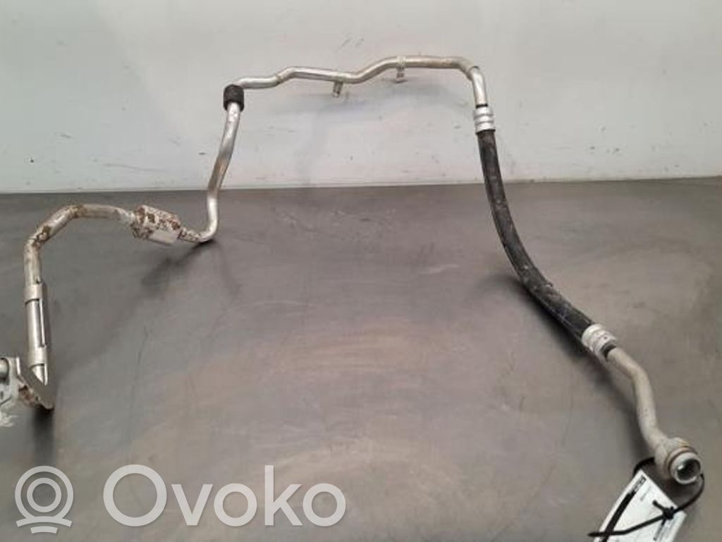 Ilmastointilaitteen putki (A/C)   2Q0816743,2Q0816743AC,2Q0816743AC