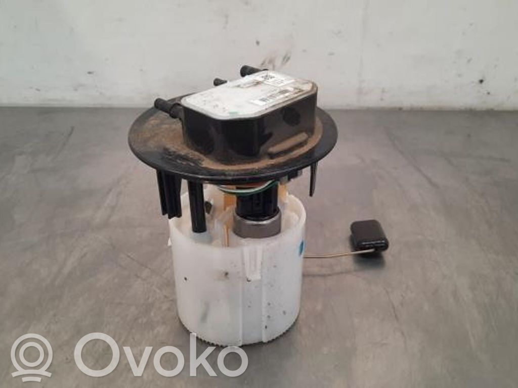 Peugeot 208 II Pompe à carburant