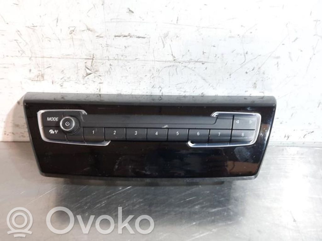BMW 2 F46 Panel radia 