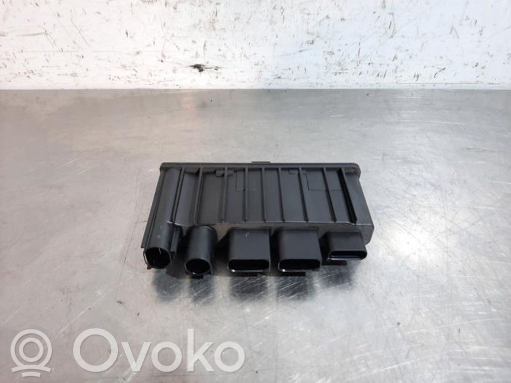 BMW 2 F46 Engine control unit/module 