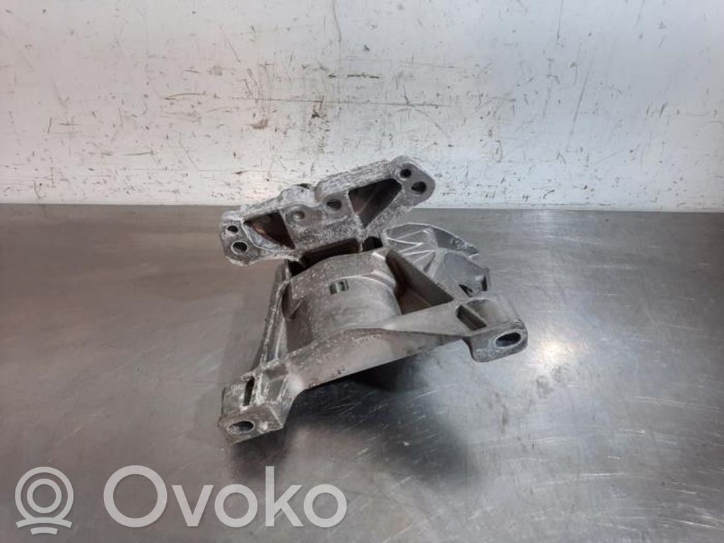 Citroen C4 SpaceTourer Engine mount bracket 
