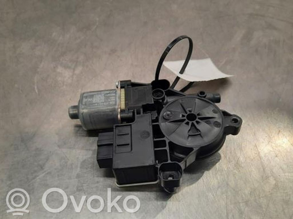 Skoda Karoq Moteur de lève-vitre de porte arrière 