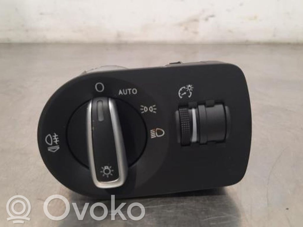 Audi RS Q3 Lukturu augstuma regulēšanas slēdzis 