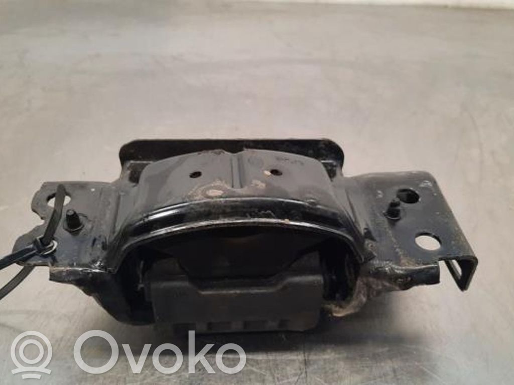 Volkswagen T-Cross Gearbox mounting bracket 