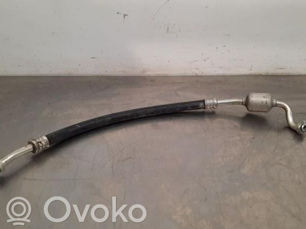 Ilmastointilaitteen putki (A/C)   015500620C,015500620C