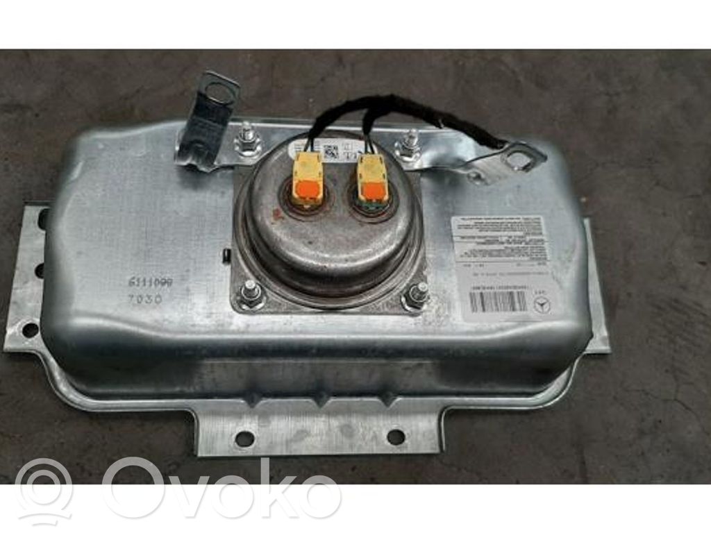 Mercedes-Benz GLS X166 Airbag pentru genunchi