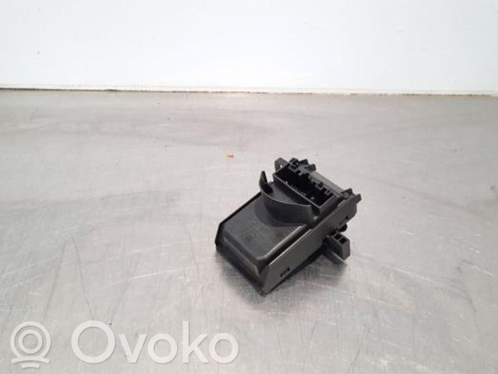 Ford Fiesta Antenna control unit 