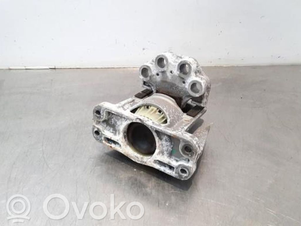 Ford Transit Custom Engine mount bracket 