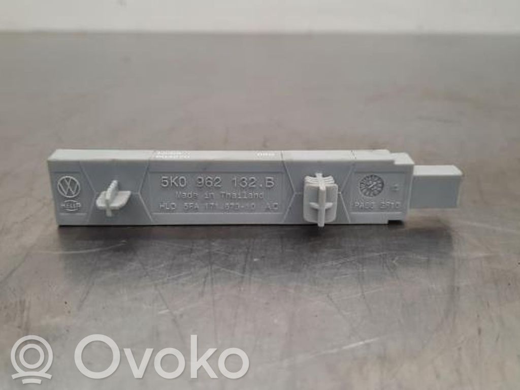 Antenne système sans clé   5K0962132B,5K0962132B