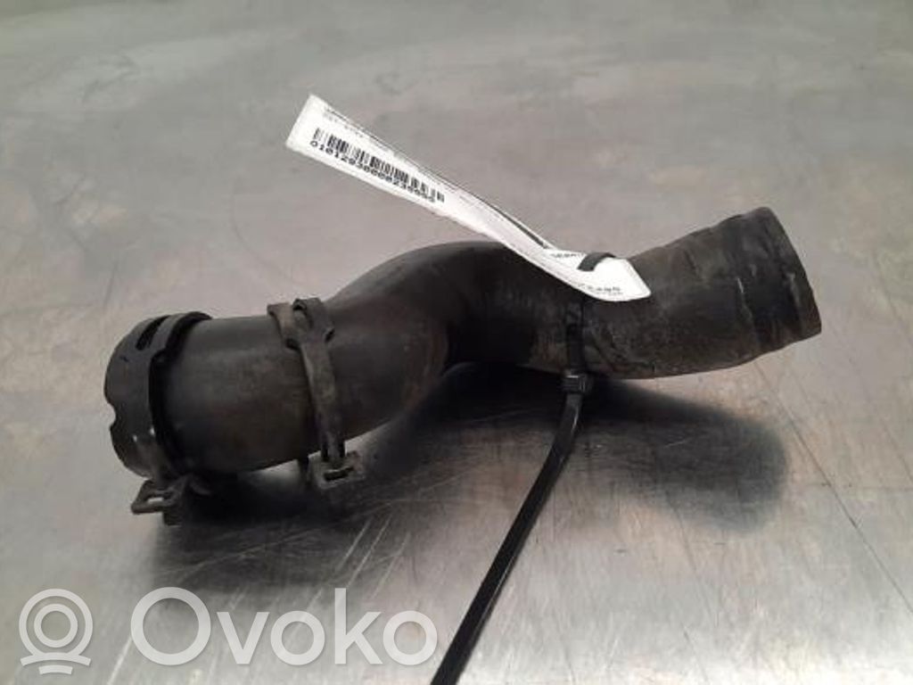 Mercedes-Benz GLA W156 X156 Conductă/furtun lichid de răcire motor 