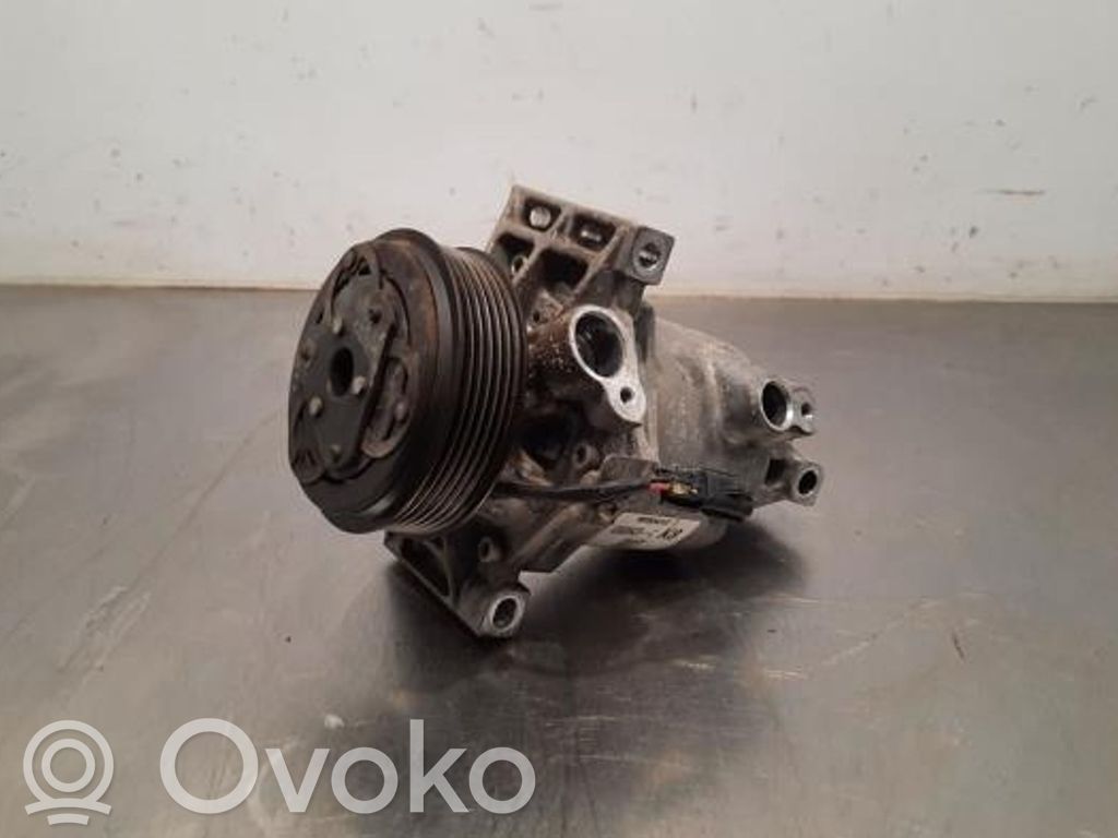 Compresor (bomba) del aire acondicionado (A/C))