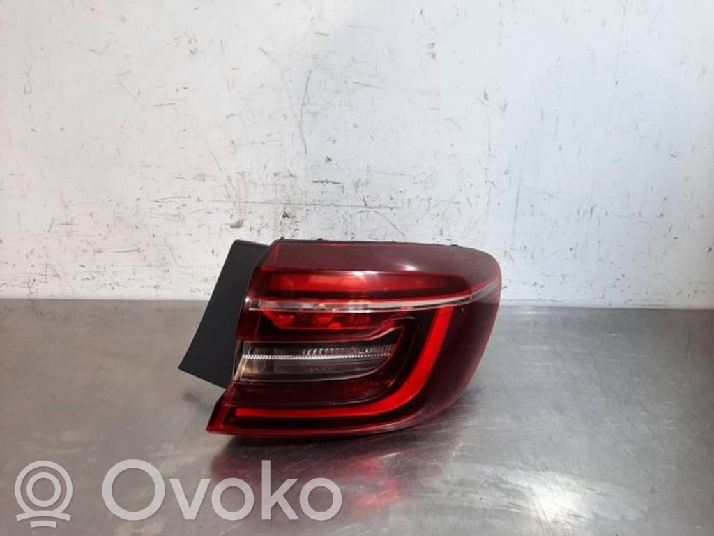 Renault Clio V Luci posteriori 