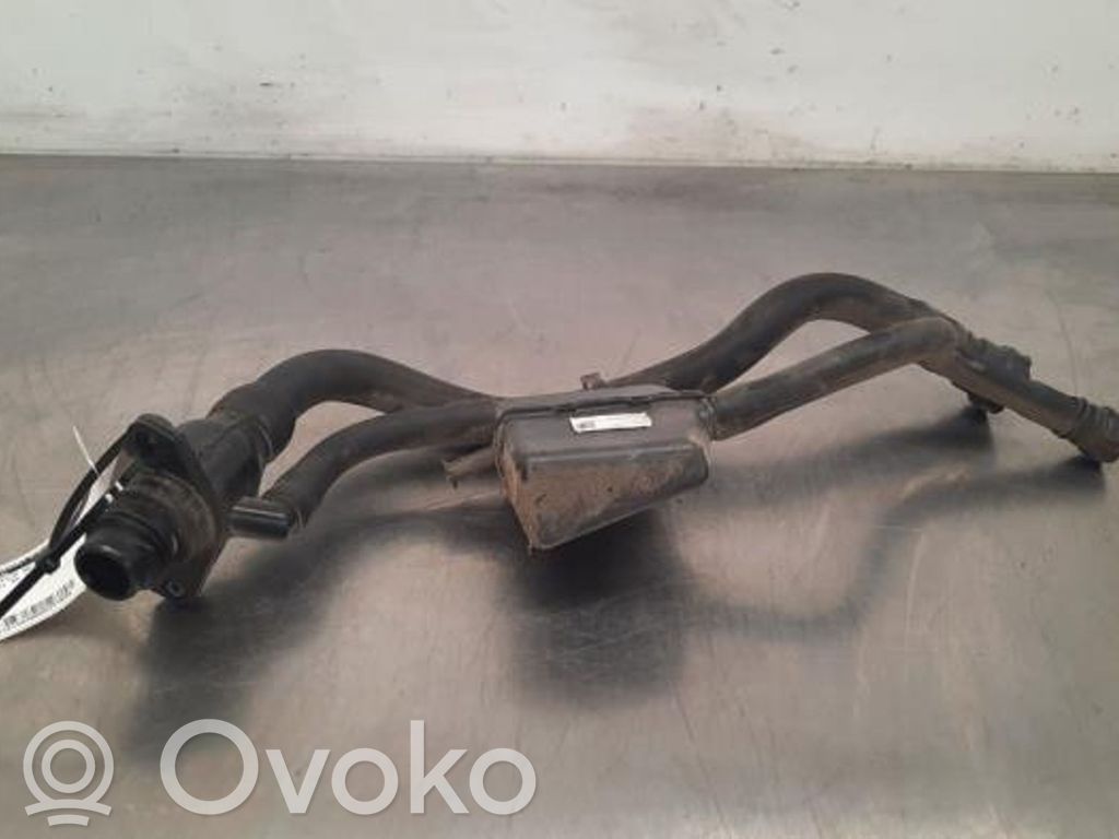 Audi A4 S4 B9 Tubo di riempimento del liquido AdBlue 