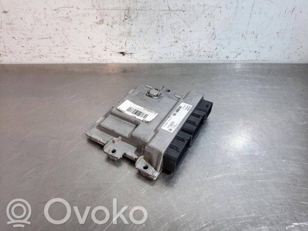 Renault Master III Engine control unit/module 