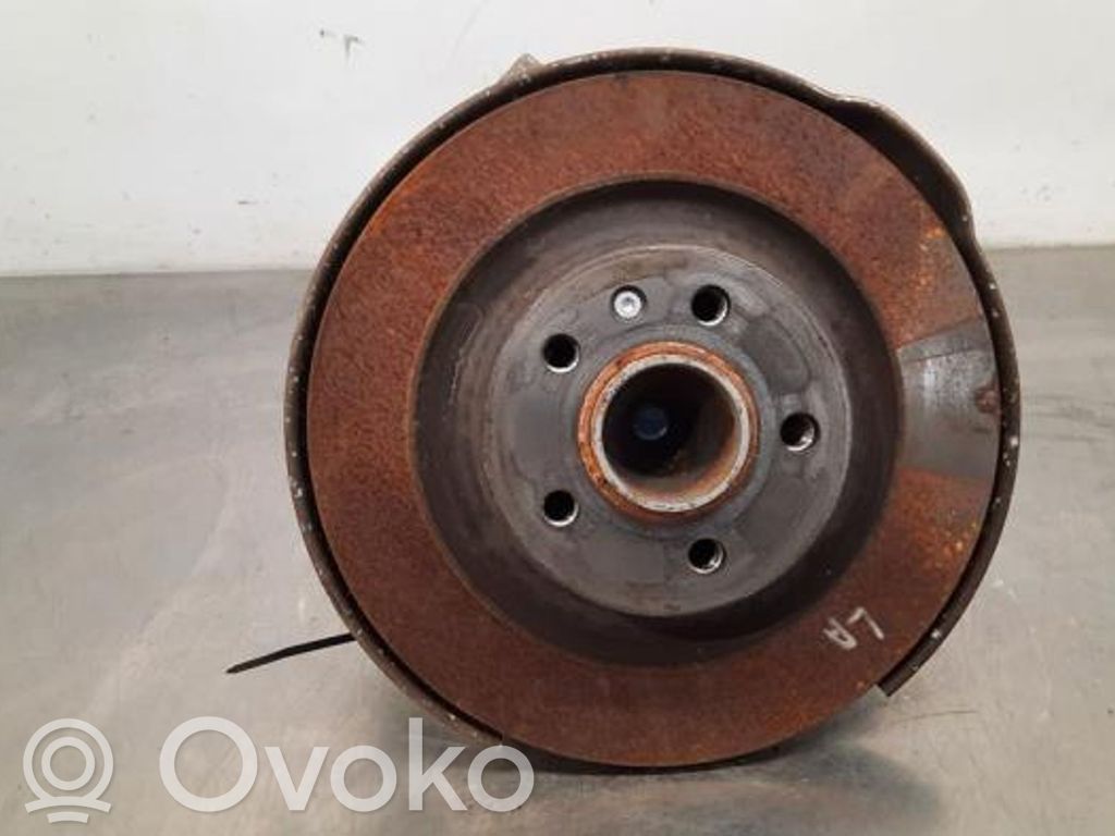 Volvo V60 Aizmugurē riteņa rumbas vārpstas šarnīrs (stupica, capfa) 