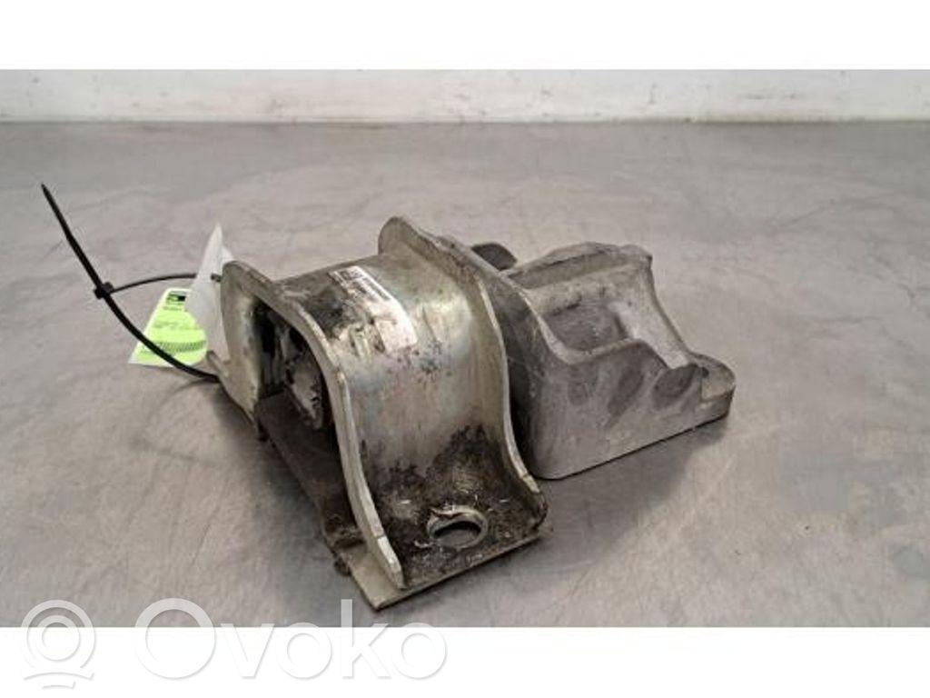 Engine mount bracket   1393896080,1393896080,1380043080,1613973680,1637130880