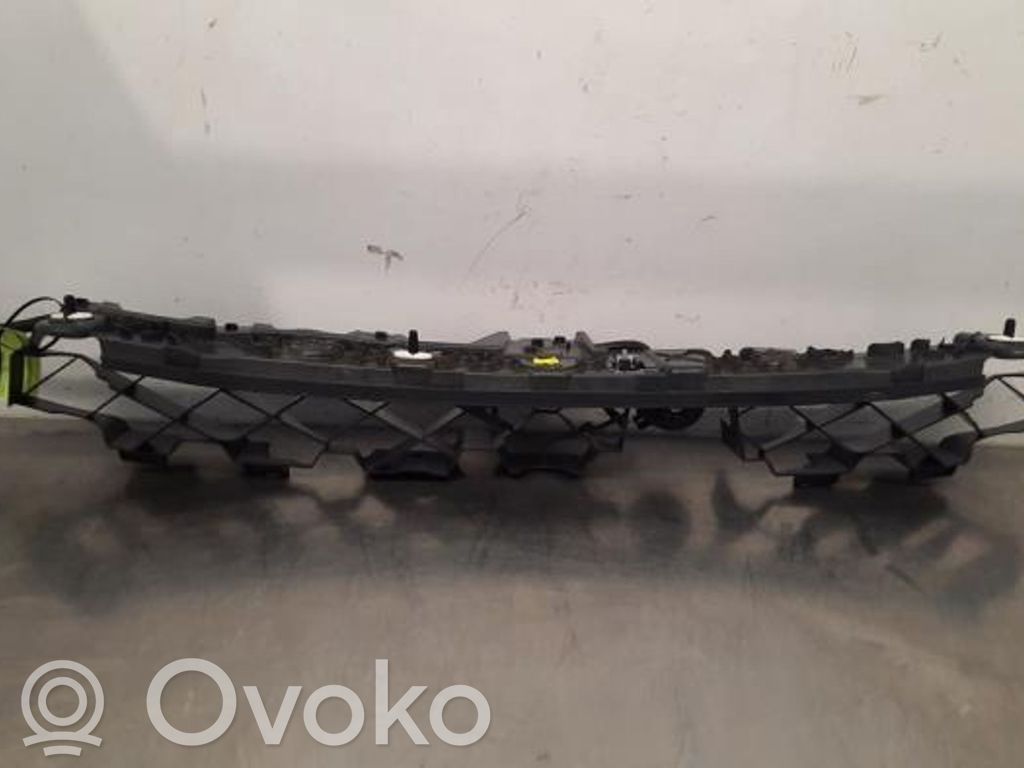 Citroen C4 II Takapuskurin kannake 