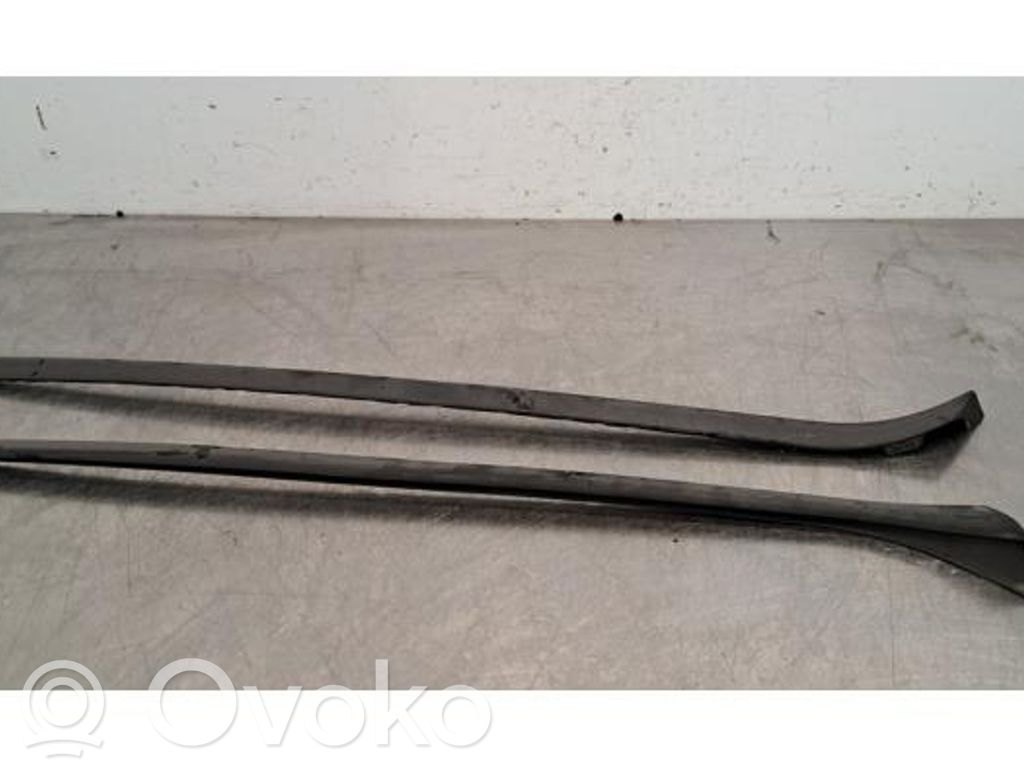 Audi e-tron Windshield trim 