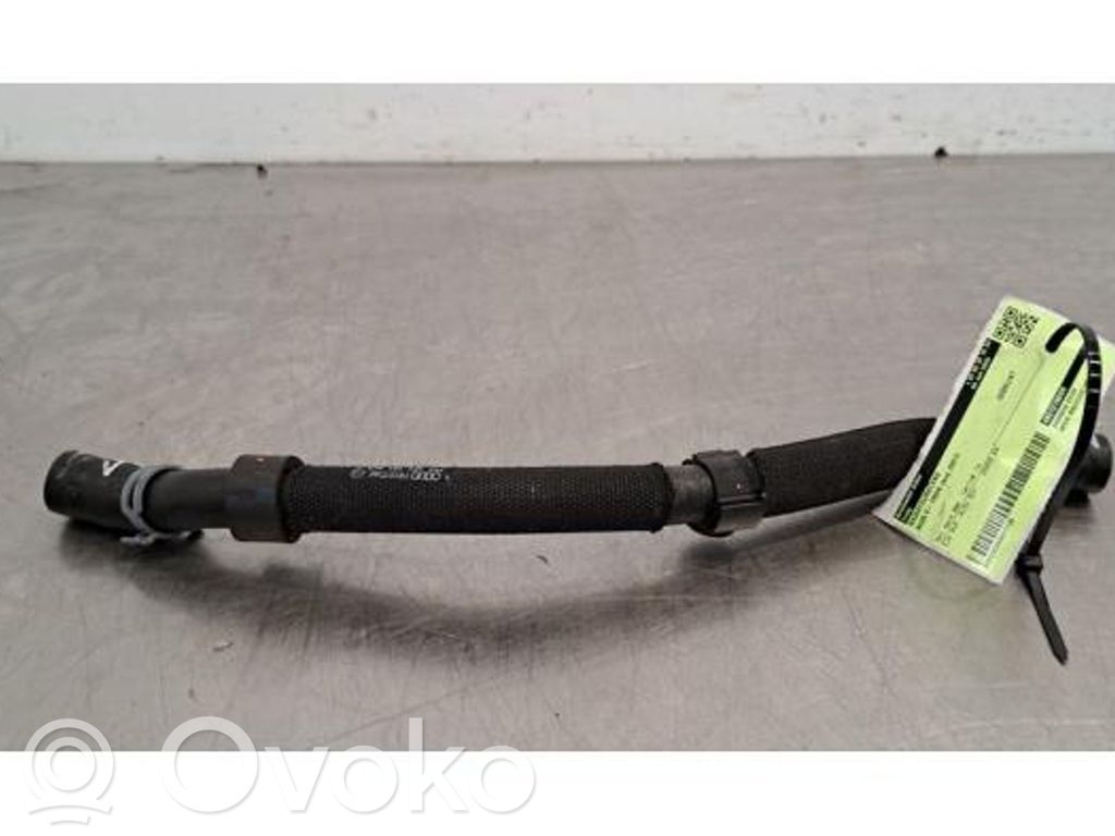 Kühlleitung / Kühlschlauch   4KE121809R,4KE121809R