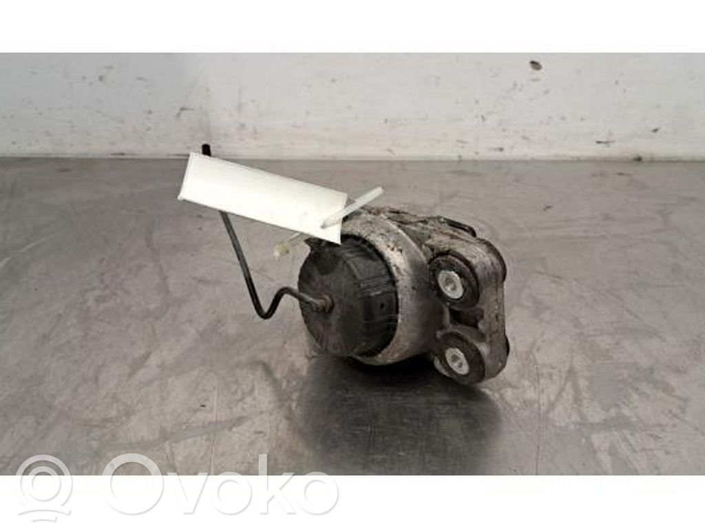 Land Rover Range Rover Sport L494 Engine mount bracket 