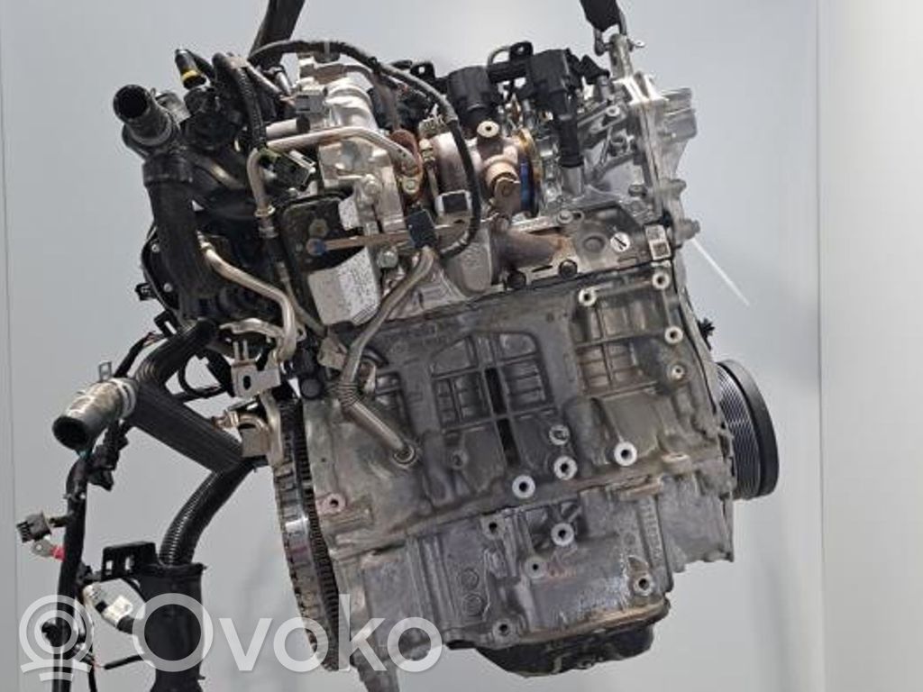 Engine   8201737593,8201737593