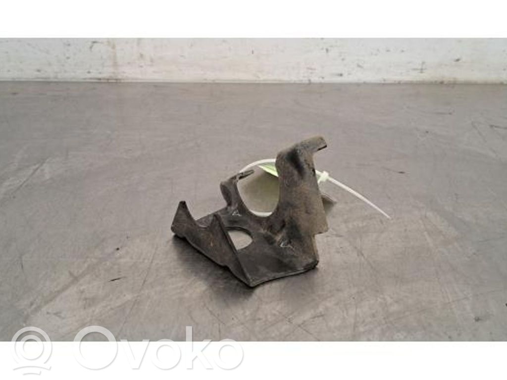 Volvo XC40 Altra parte del vano motore