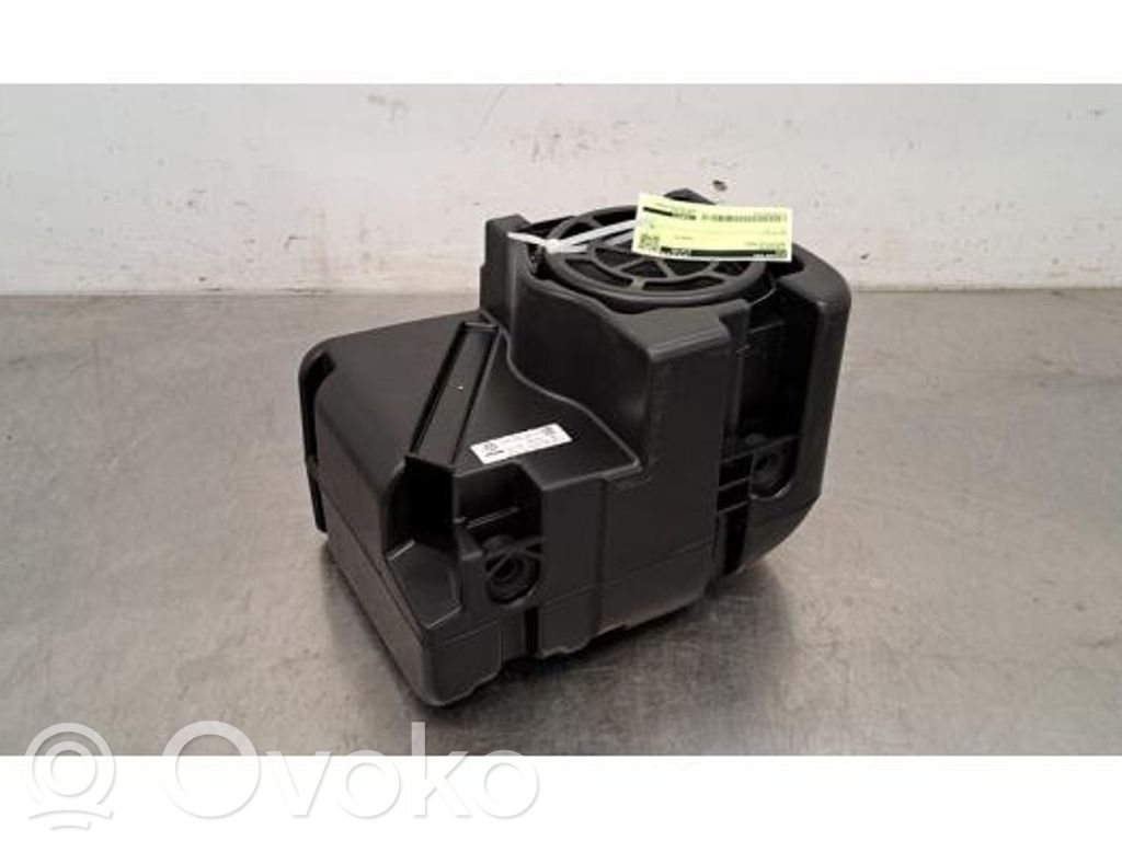 Subwoofer   11A035621C,11A035621C