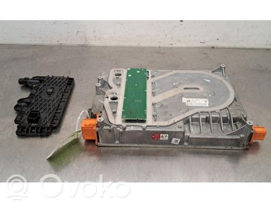 Inversor/convertidor de voltaje   1EA915684EF,1EA915684EF,1EA915684EG,89A915000