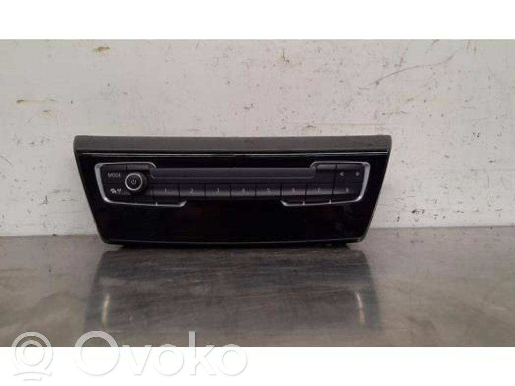 BMW 2 F45 Panel radia 