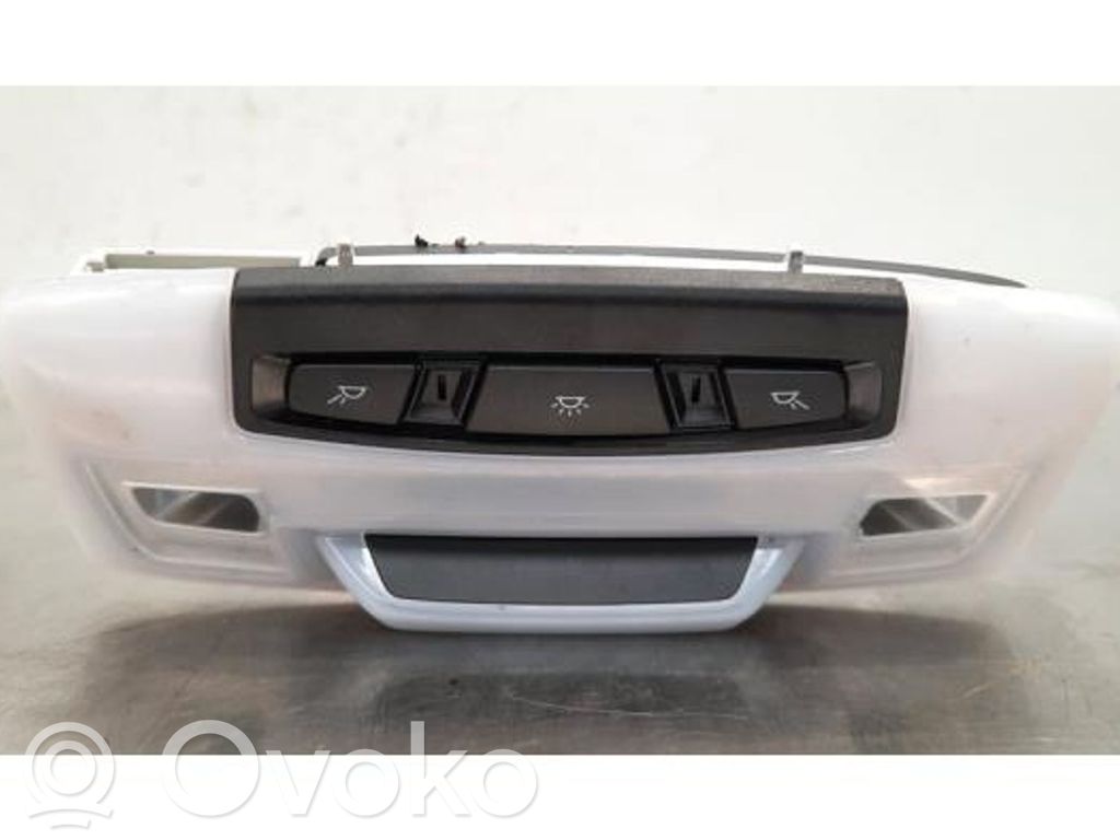 BMW 2 F45 Etuistuimen valo 
