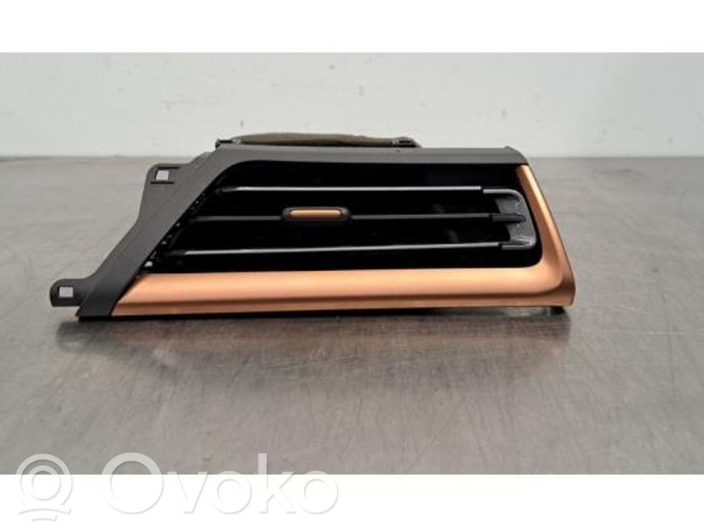 Grille d'aération centrale   10F819204A,10F819204A