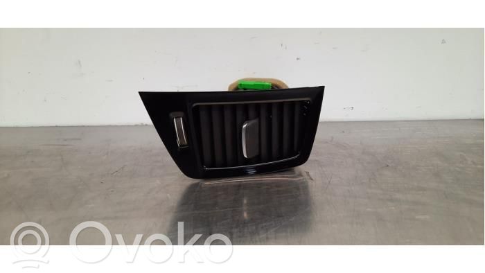 Volvo XC90 Rejilla de ventilación central del panel 