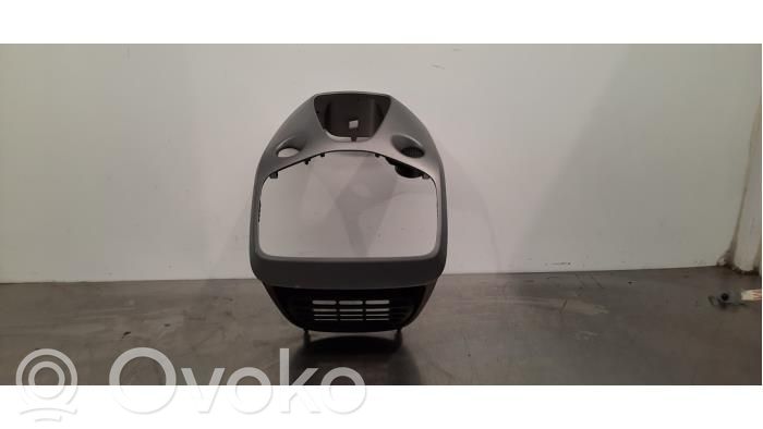 Toyota Aygo AB40 Mascherina unità principale autoradio/GPS