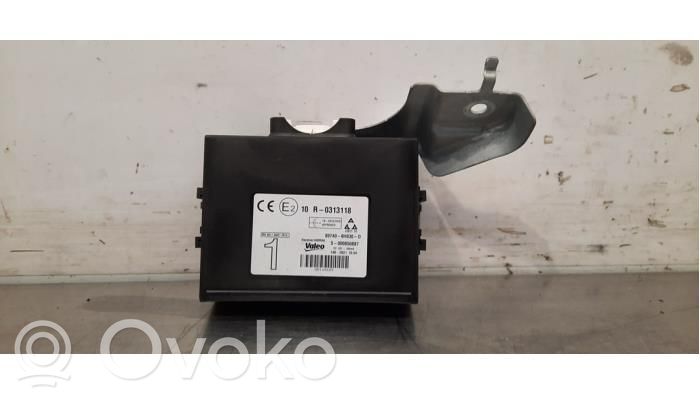 Toyota Aygo AB40 Unitate/modul de comandă închidere centralizată