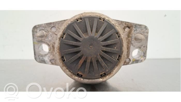 Land Rover Range Rover Velar Engine mount bracket 