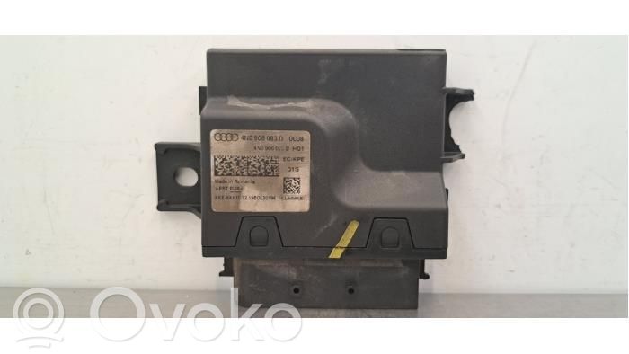 Audi A8 S8 D5 Unité de commande / module de pompe à carburant 