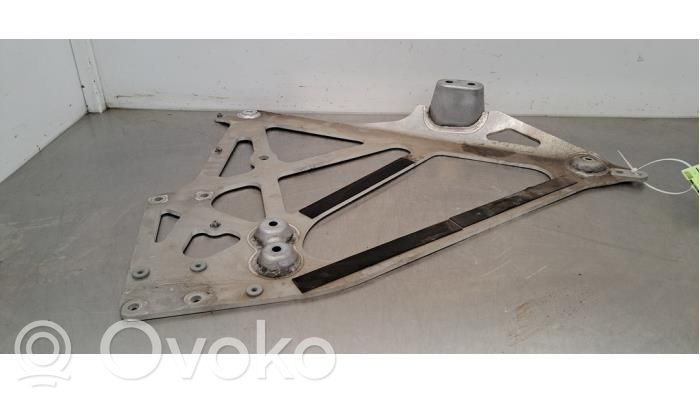BMW M3 G80 Kita variklio skyriaus detalė 